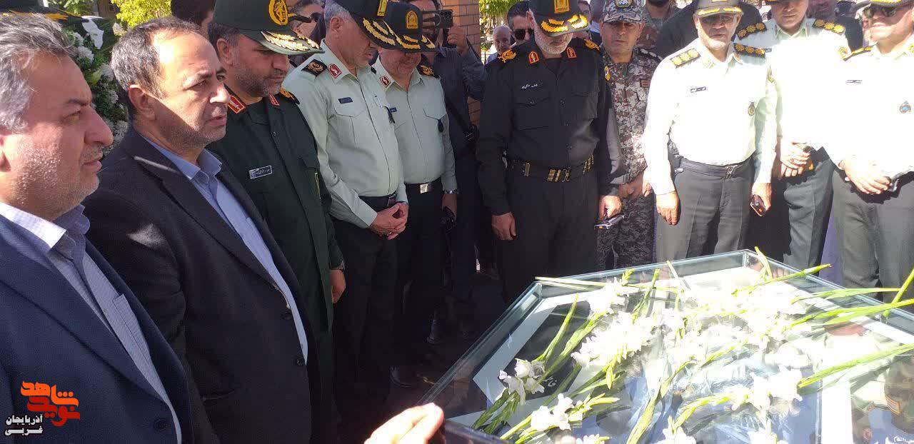 مراسم «میهمانی لالهها» در گلزار شهدای ارومیه مراسم «میهمانی لالهها» در گلزار شهدای ارومیه