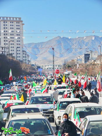 تجدید بیعت با آرمان‌های انقلاب و فرامین رهبری