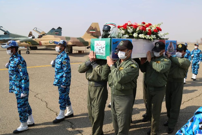 مراسم استقبال از پیکر مطهر خلبان شهید بیک محمدی در تبریز برگزار شد