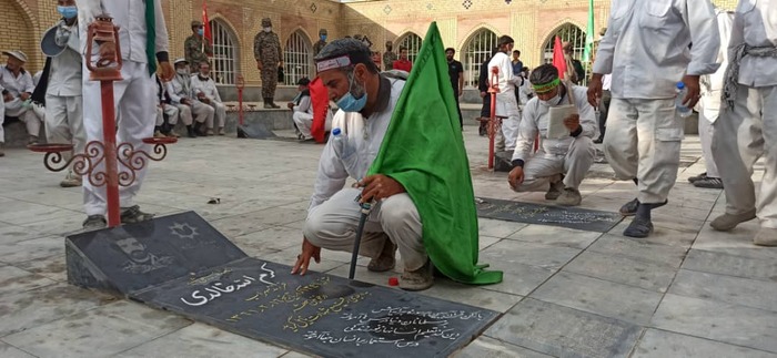 کاروان پیاده کربلای معلی در گلزار شهدای شهرستان لردگان