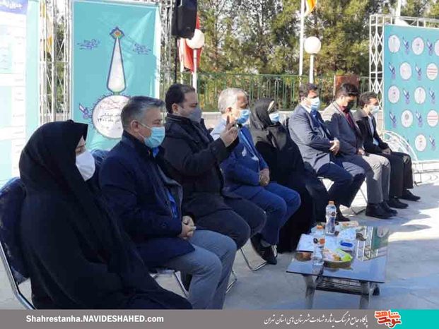 حضور «نسیم ادبی»، «وحید لک» و «امیر حسین شفیعی» از داوران اولین جشنواره فرهنگی و هنری ایثار شهرستانهای استان تهران در بخش «تئاتر خیابانی»