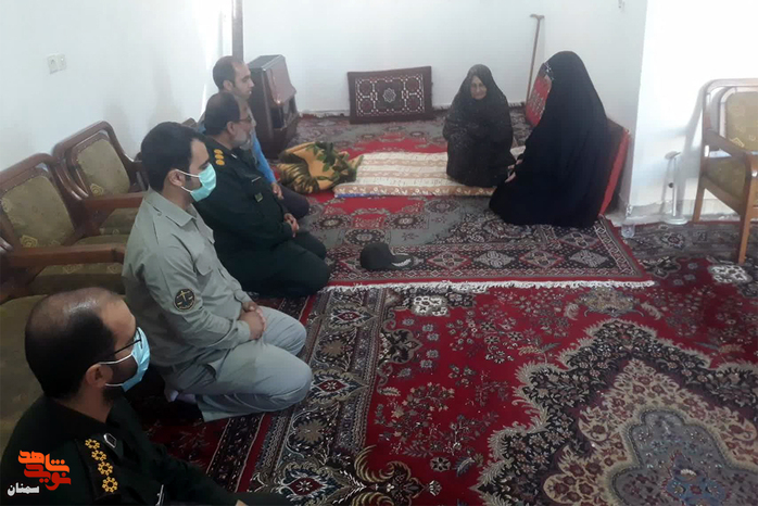 دیدار مسئولان شهرستان آرادان با خانواده معزز شهید والامقام «قاسم صبور» - بیستم اردیبهشت ۱۴۰۱ 