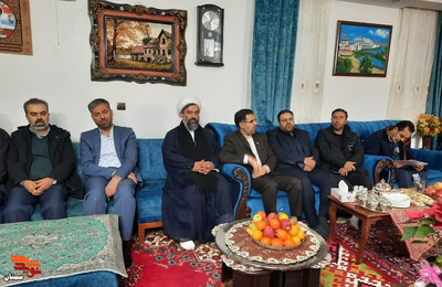 دیدار مسئولان استانی با مادر معزز شهید محمد کلاهی- بیستم دیماه ۱۴۰۱ شهر درجزین از توابع شهرستان مهدیشهر