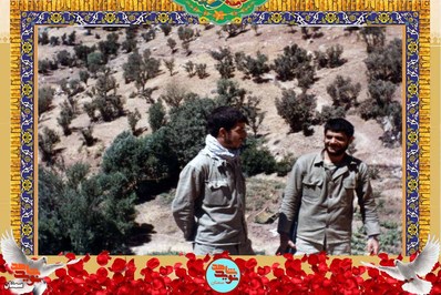 نفر سمت چپ شهید اسماعیل برهانی