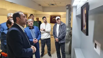 بازدید مدیرکل اسناد و انتشارات بنیاد شهید و امورایثارگران از نمایشگاه عروج