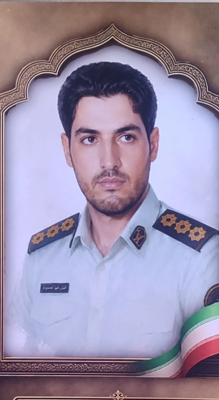 آلبوم تصاویر شهید جنگ تحمیلی سوم «اقبال تنها احمدوندی»