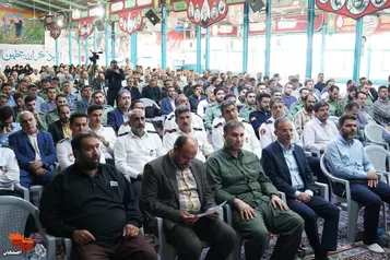 یادواره شهدای جنگ تحمیلی دوم و سوم در گلستان شهدای اصفهان برگزار شد