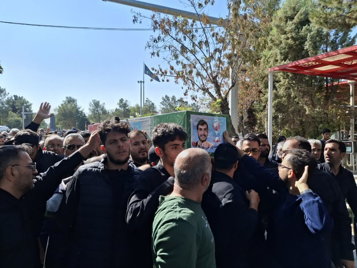 گزارش تصویری| تشییع پیکر مطهر شهید «محمدرضا طالبی» در بهشت زهرا (س)