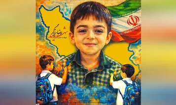 جست‌وجوی پدری میان دود و خاکستر / تابوت کودکی هفت‌ساله بر روی دستان مردم